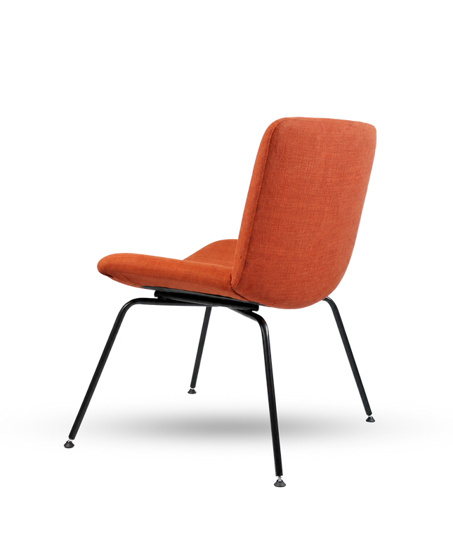 BLANCO 4-Legged Lounge Chair