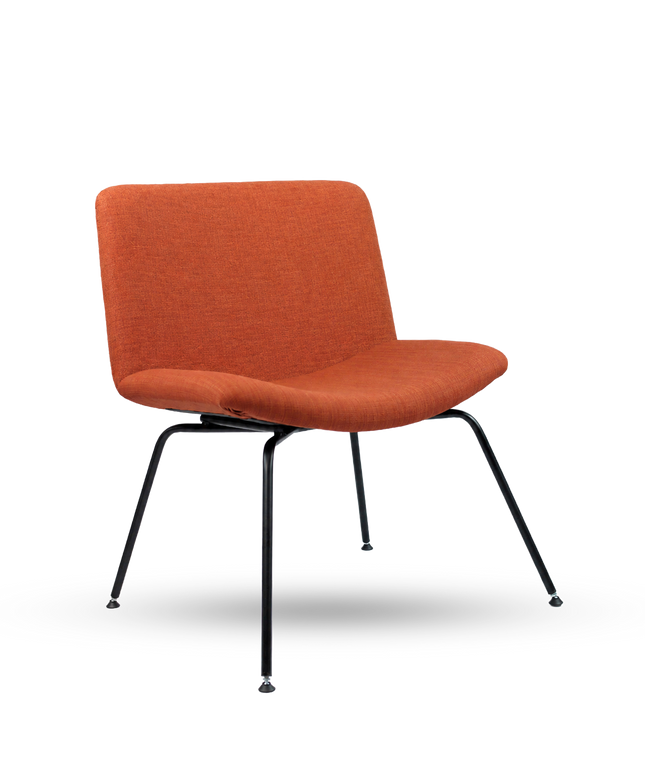 BLANCO 4-Legged Lounge Chair