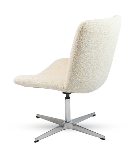 BLANCO Swivel Lounge Chair