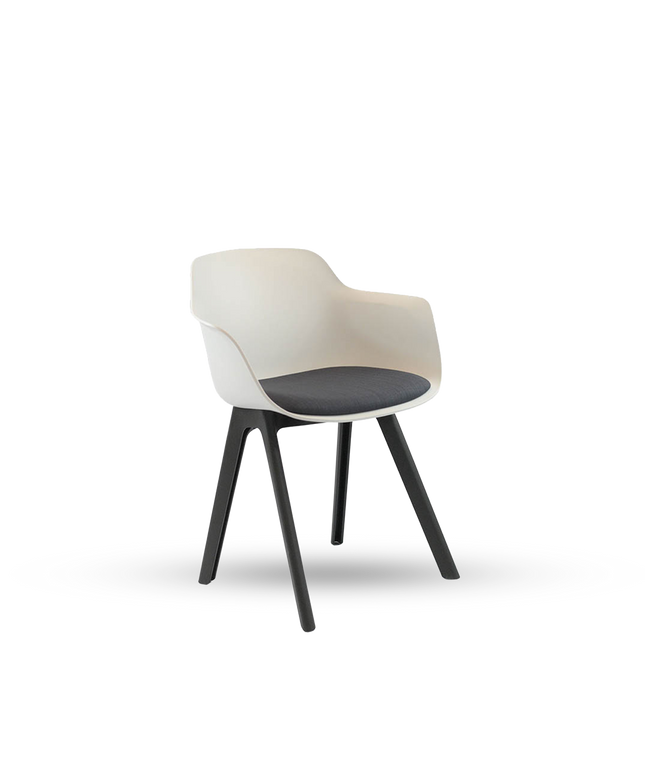 LORIA Shell Armchair Chalk
