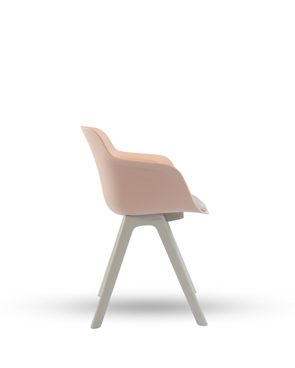 LORIA Shell Armchair Quarts