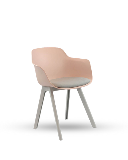 LORIA Shell Armchair Quarts