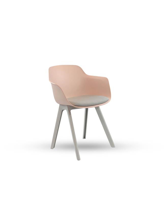 LORIA Shell Armchair Quarts
