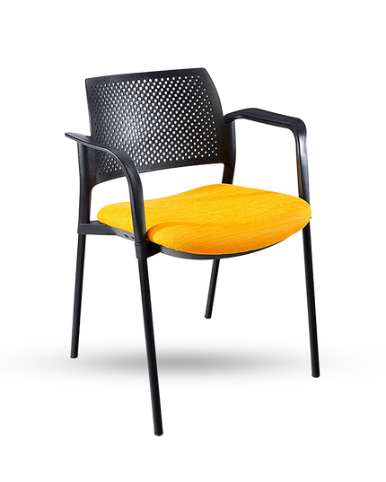 KYOS 4-Legged Arm Chair